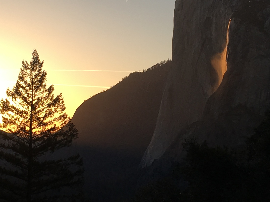 Yosemite-Horsetail-Sunset-iPhone-YExplore-DeGrazio